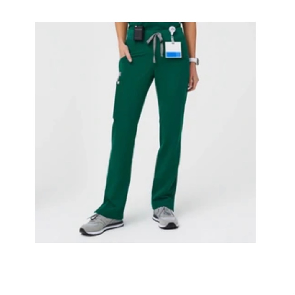 FIGS Hunter Green NWT Scrubs Set-Small Limited Edition